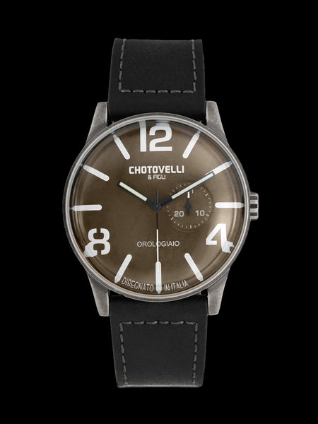 Chotovelli big top pilot watch